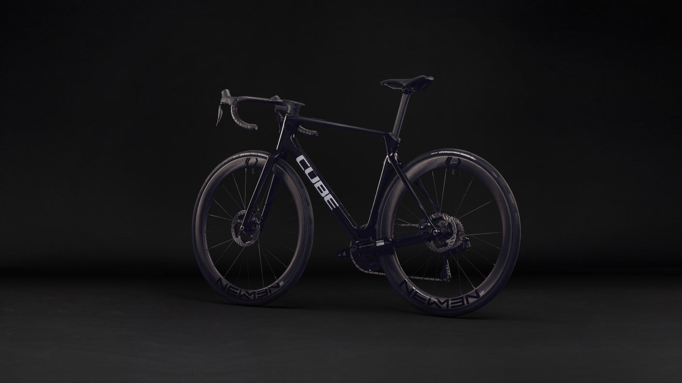Cube Agree C:62 SLT blackpearl´n´switchwhite (2027)