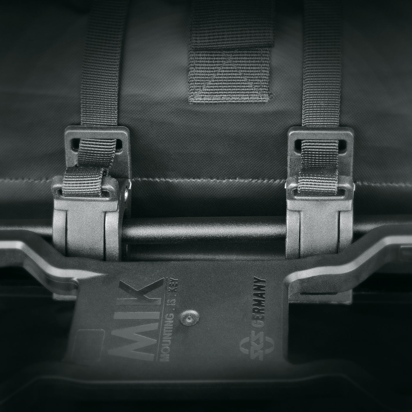 SKS Germany INFINITY URBAN SIDEBAG Sand