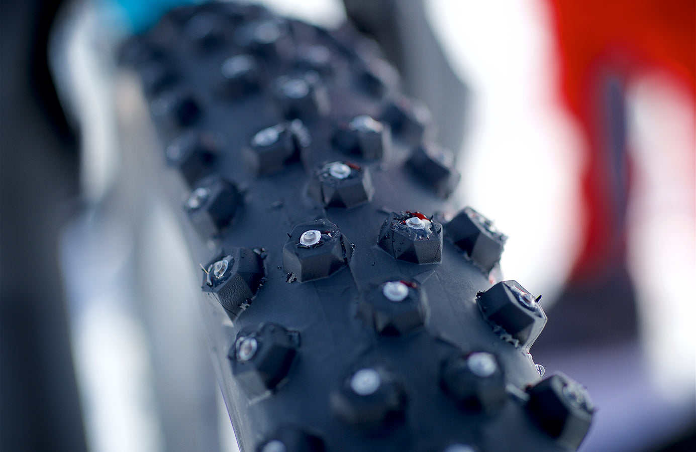 Schwalbe Ice Spiker Pro Drahtreifen Performance 27.5x2,25" Winter schwarz