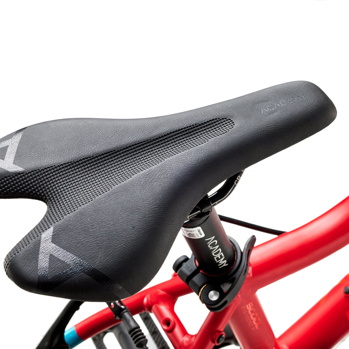 ACADEMY Grade 4 20" Red (2026)