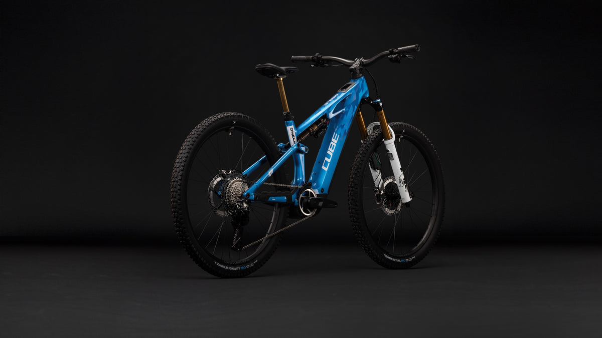 Cube Stereo Hybrid ONE44 HPC AT 800 actionteam (2027)