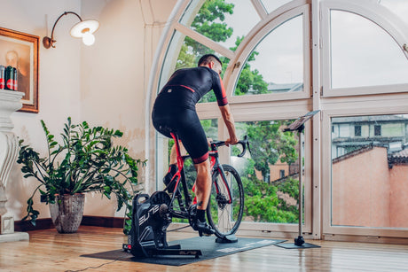 Trainingsroutine statt Neujahrsvorsatz: Indoor Training & Rollentrainer einfach erklärt