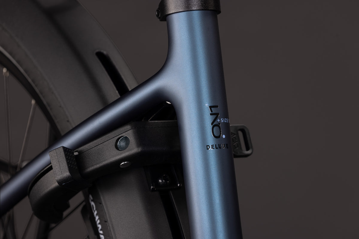 Cube Supreme Hybrid Deluxe ONE 600 Easy Entry navyblack´n´black (2027)