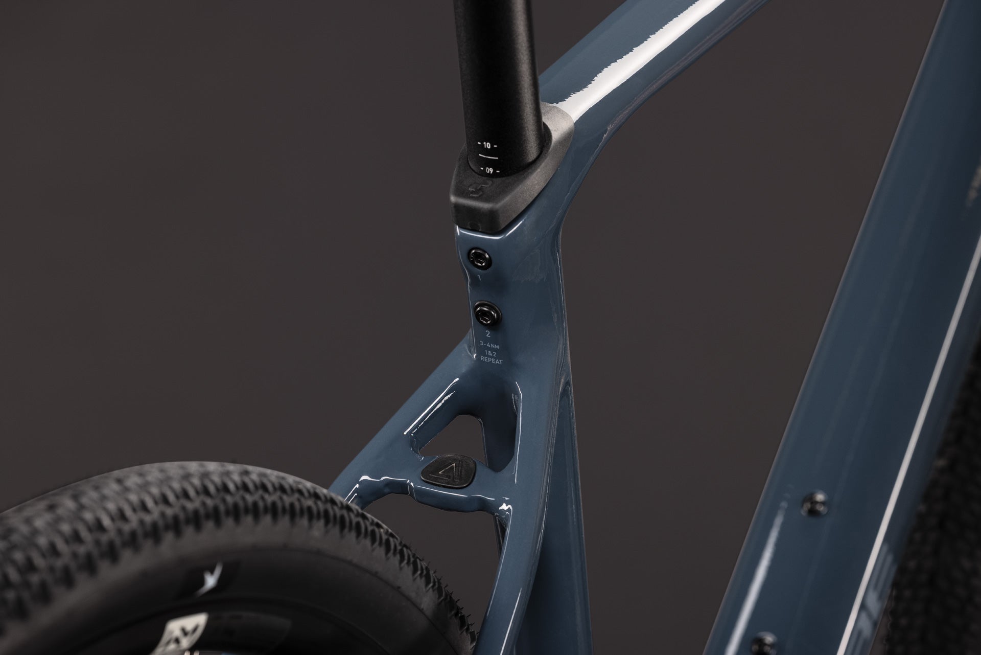 Cube Nuroad Race  inkgrey´n´grey (2027)