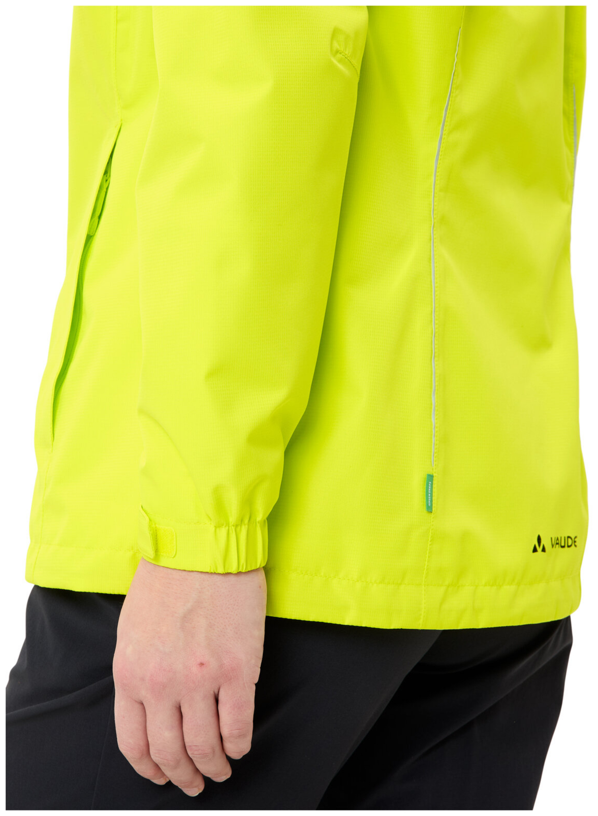 VAUDE Women's Escape Bike Light Jacket bright green