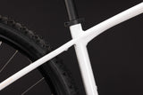 Cube Aim ONE  metallicwhite´n´black (2027)