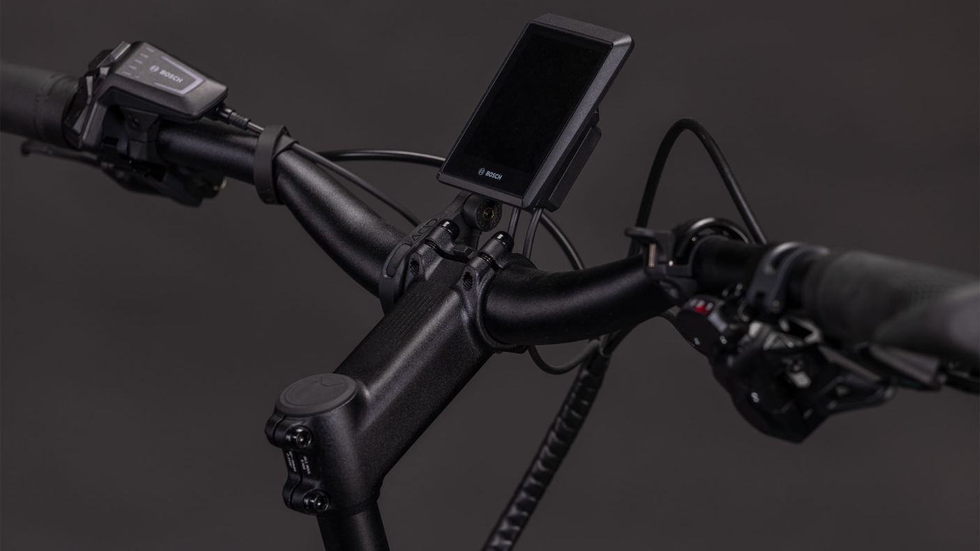 Cube Longtail Hybrid 800  royalgreen´n´black (2026)