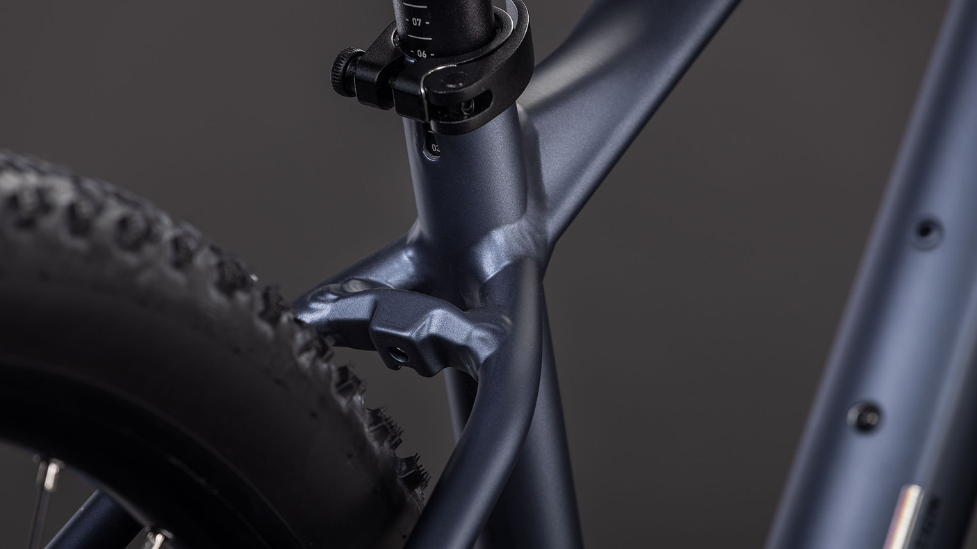 Cube Reaction SLX metalicgrey´n´black 2026