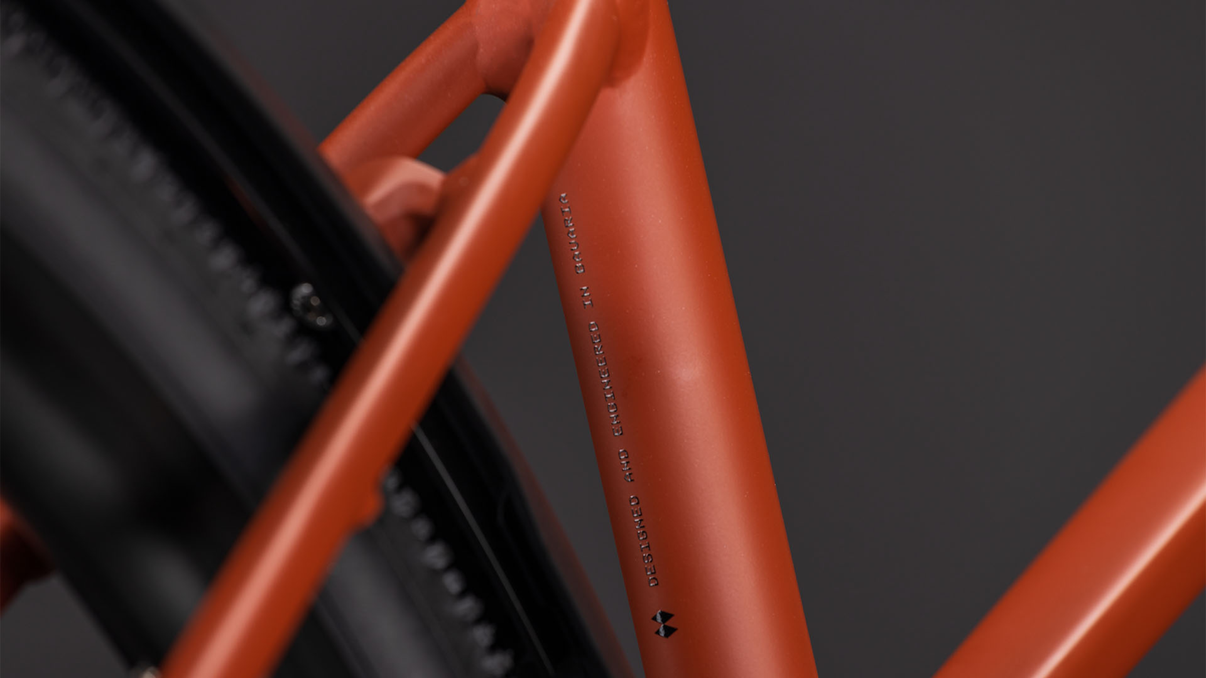 Cube Nulane Race FE Trapez amber´n´black (2026)