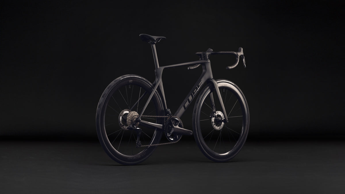 Cube Agree C:62 Pro  carbon´n´black (2027)