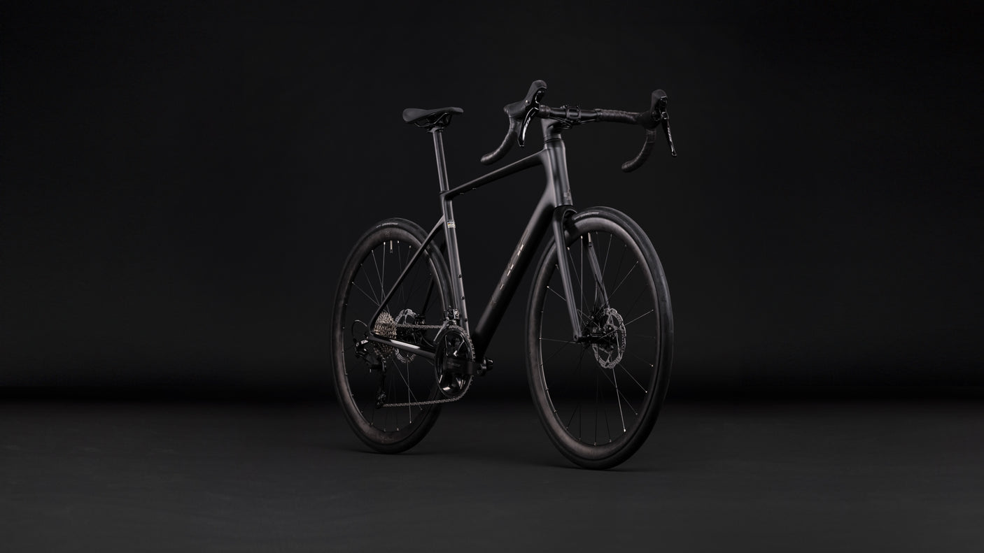 Cube Attain C:62 Race carbon´n´coalchrome (2027)