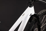 Cube Aim ONE  metallicwhite´n´black (2027)