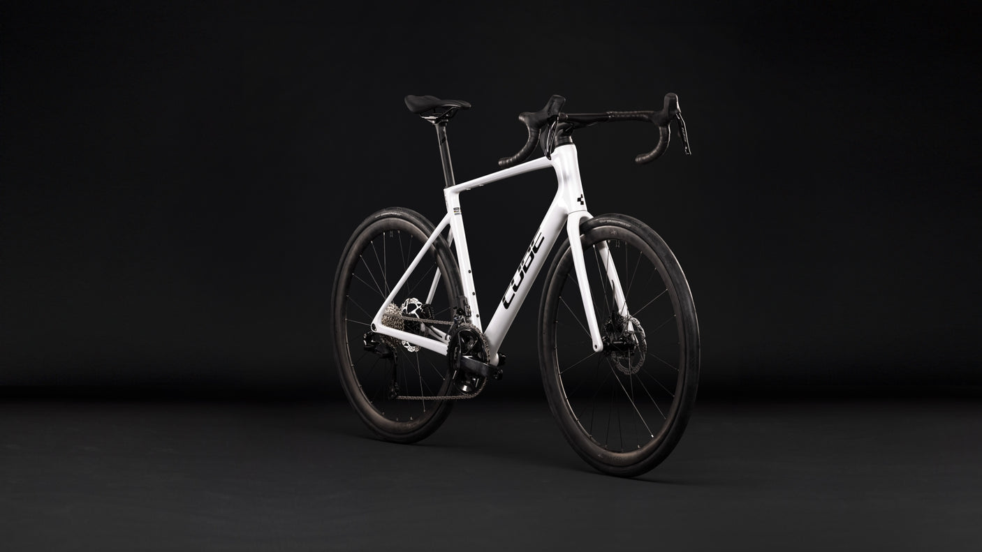 Cube Attain C:62 SLX metallicwhite´n´black (2027)