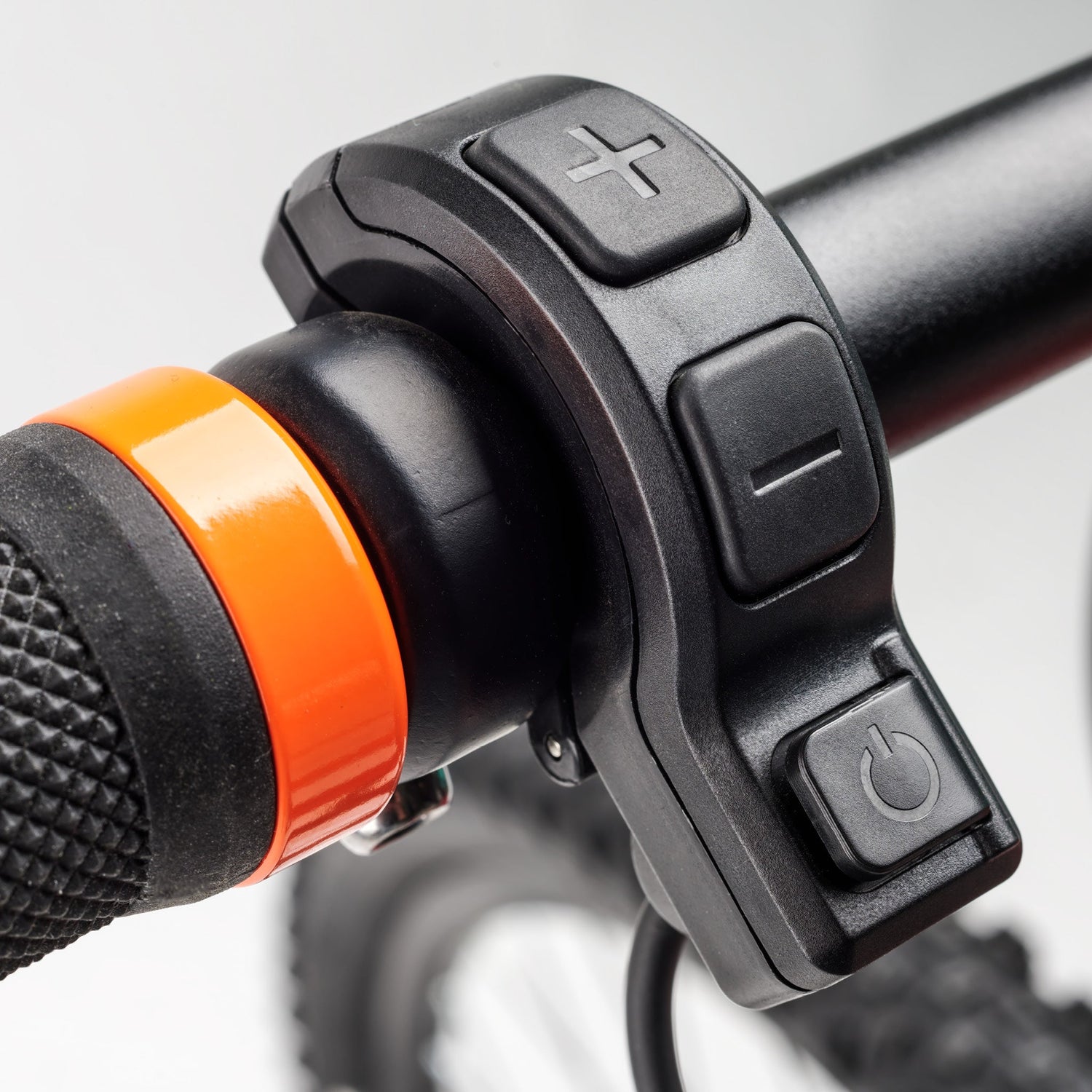 S'COOL Junior Bikes E-Kinderfahrrad |  e-troX race 26 Zoll  9-Gang Red/Orange