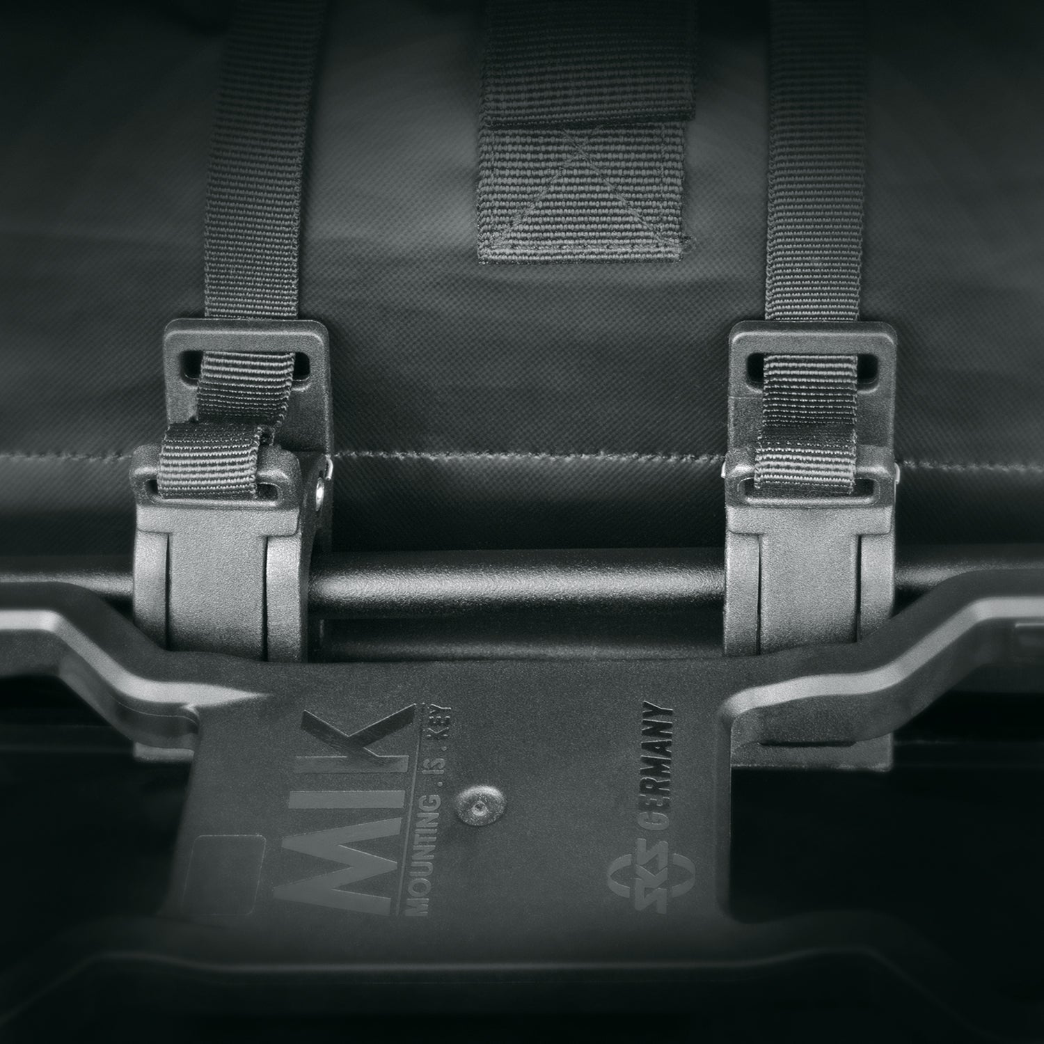 SKS Germany INFINITY URBAN SIDEBAG  Sand