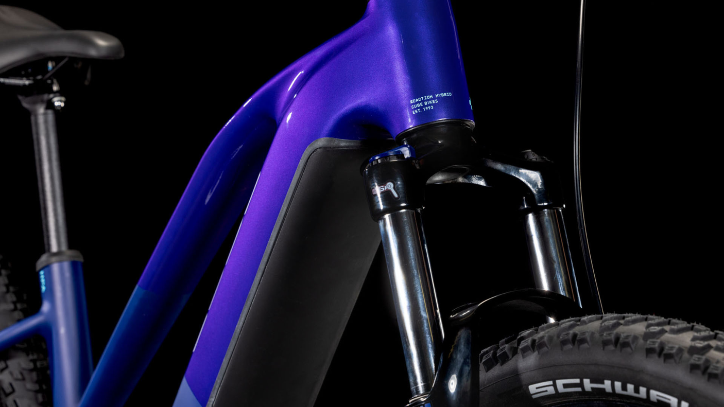 Cube Reaction Hybrid ONE 800  Trapez 800 orchid´n´mint