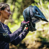 Abus AirDrop MIPS Mountainbike Helm polar white