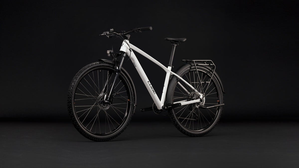 Cube Aim ONE FE  metallicwhite´n´black (2027)