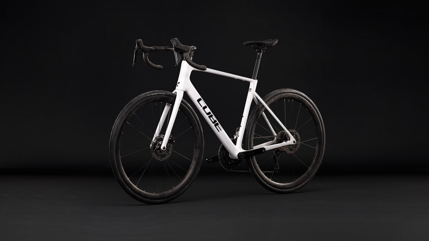 Cube Attain C:62 SLX metallicwhite´n´black (2027)