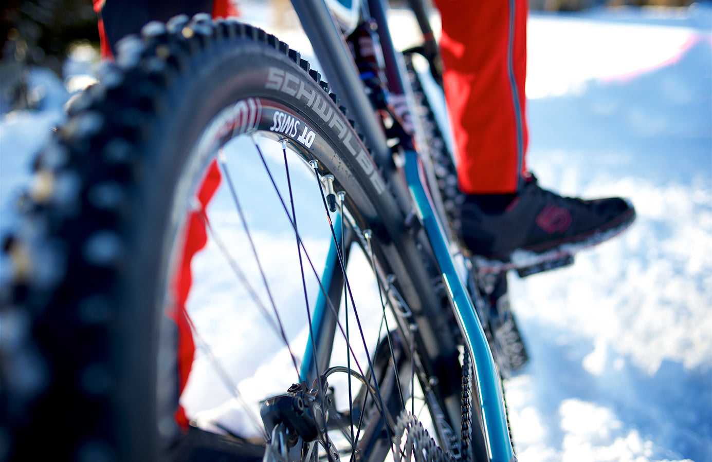 mountainbike spikereifen Schwalbe Ice Spiker Pro Drahtreifen Performance 27.5x2,25" Winter schw