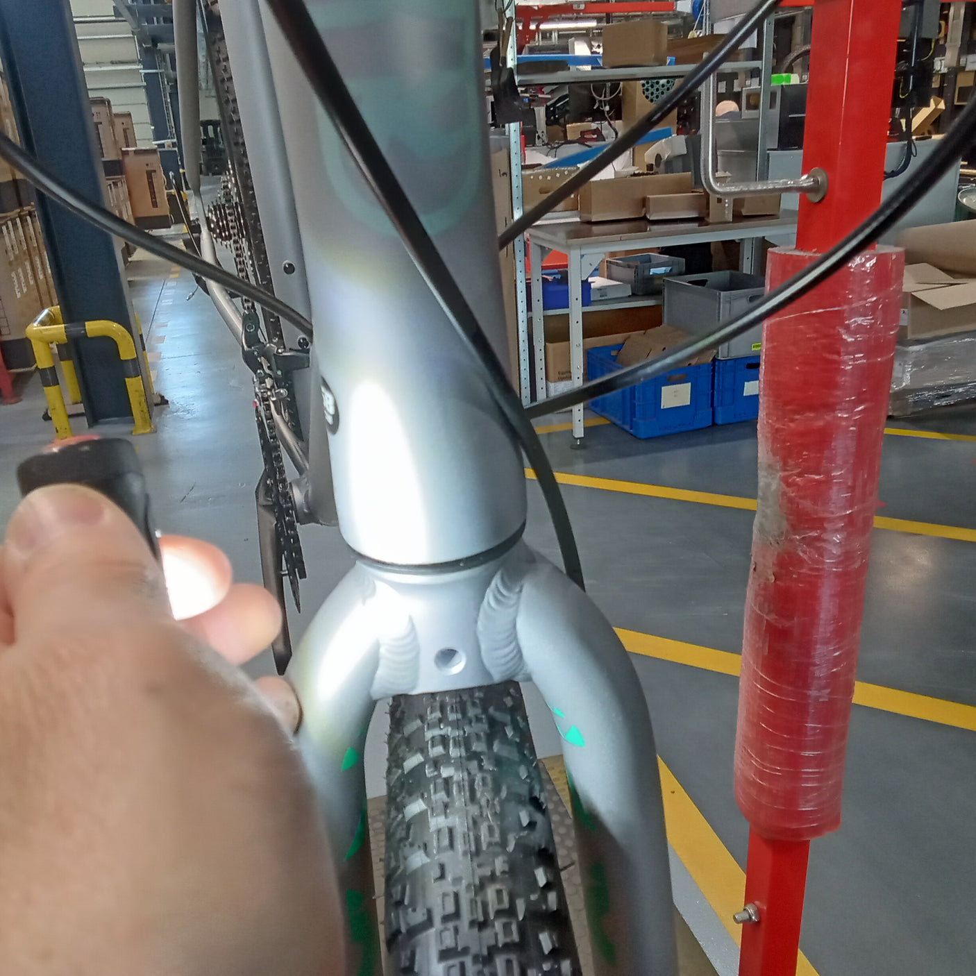 B-Ware Kona Rove AL 650 Silver (2025)