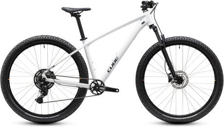 Cube Aim ONE  metallicwhite´n´black (2027)