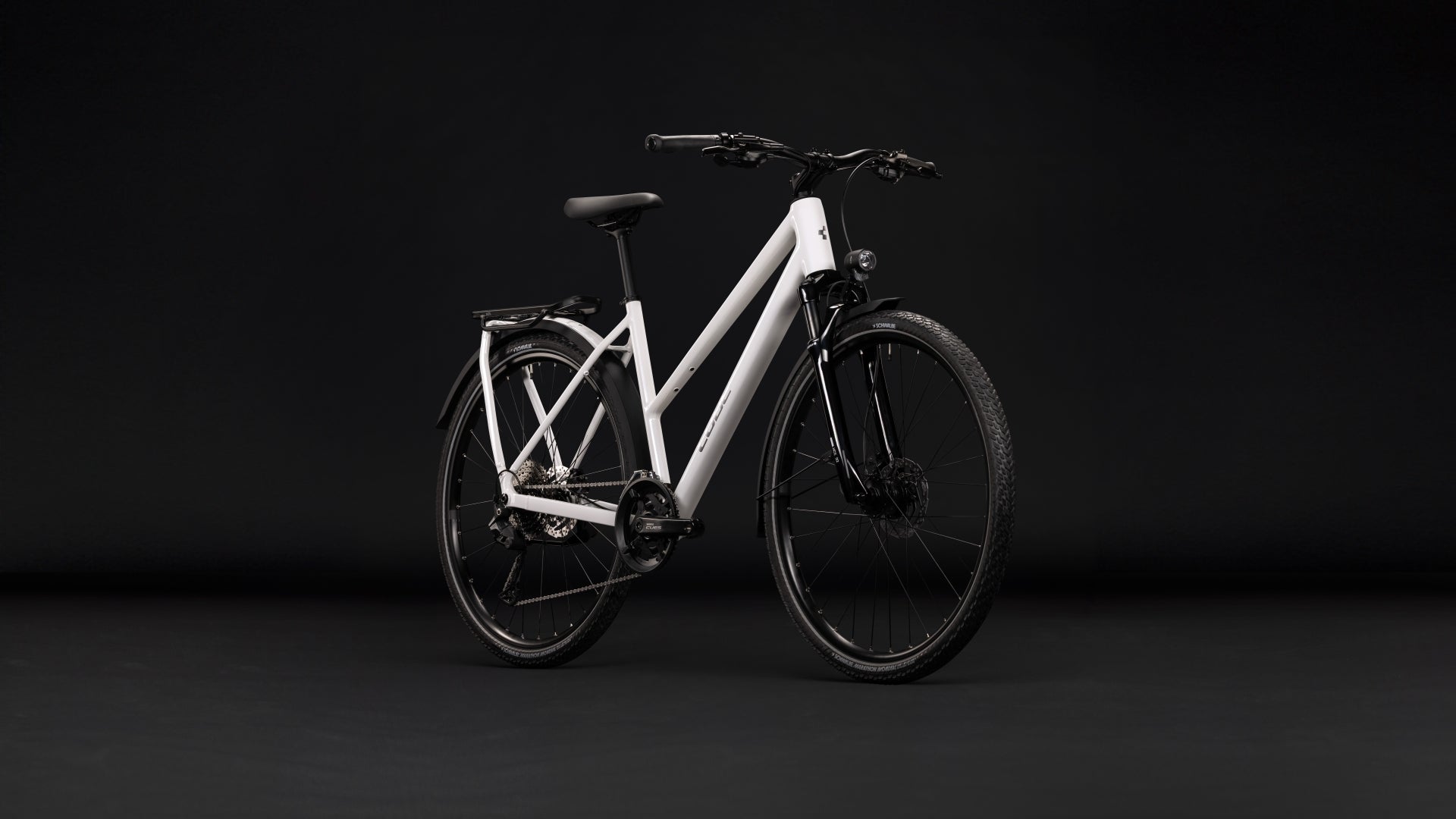 Cube Kathmandu Pro Trapez metallicwhite´n´chrome (2027)