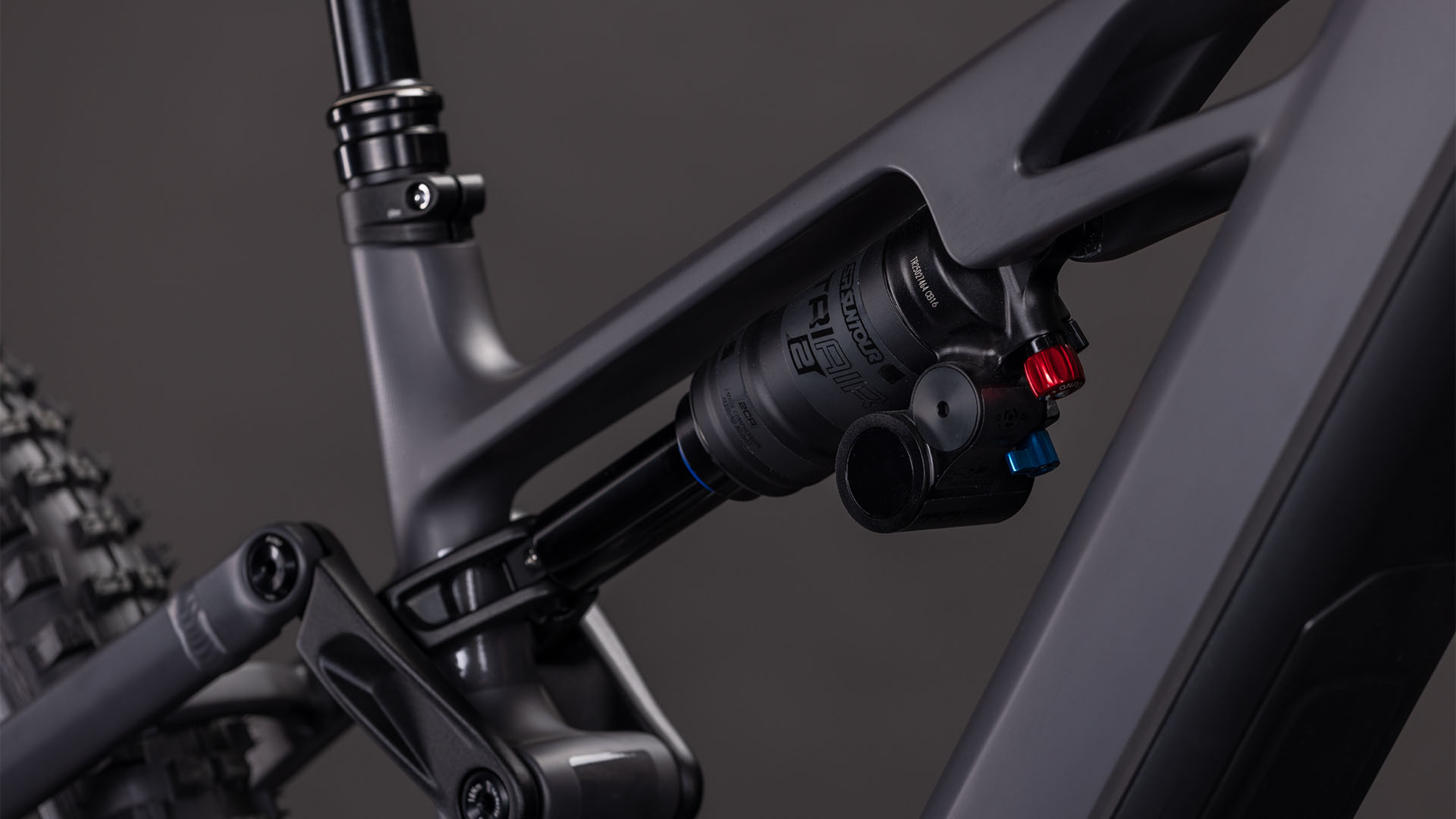 Cube Stereo Hybrid ONE77 HPC Race 800  irongrey´n´black (2026)