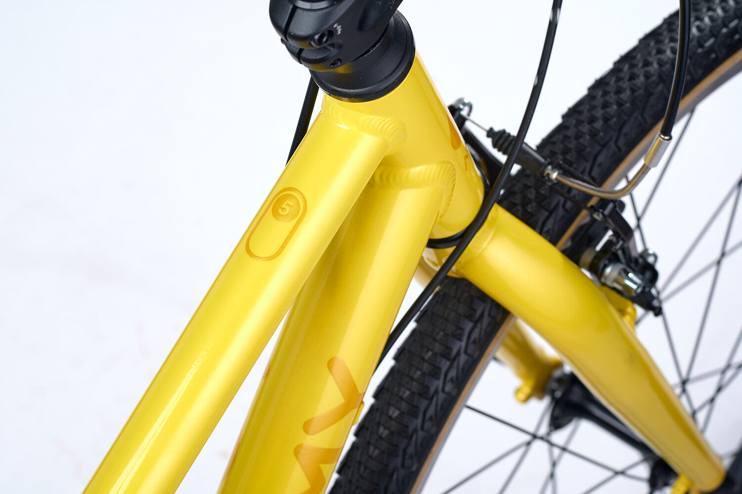 Academy GRADE 5 Yellow (2026)