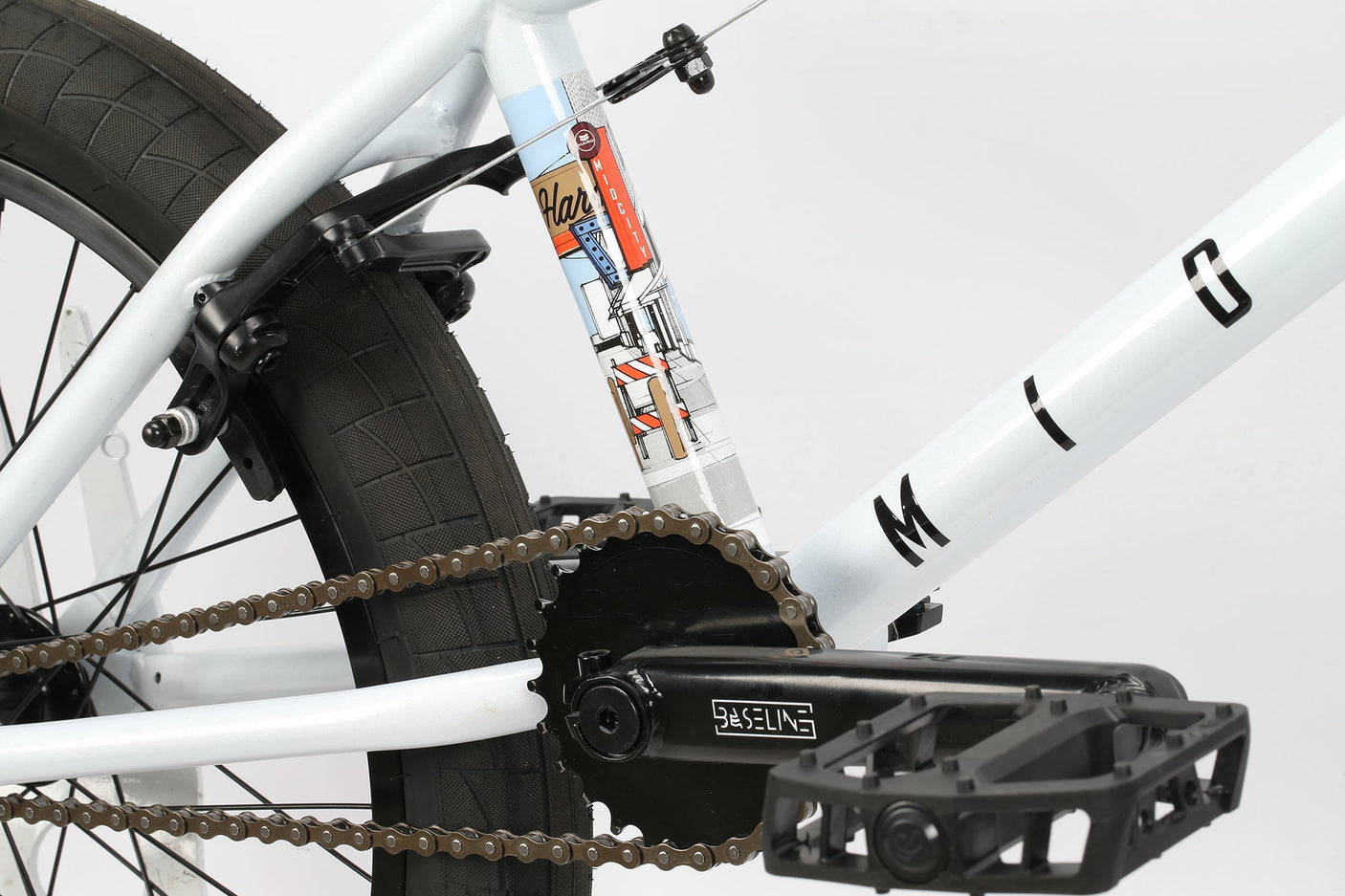 Haro Bikes Mid City Pearl White