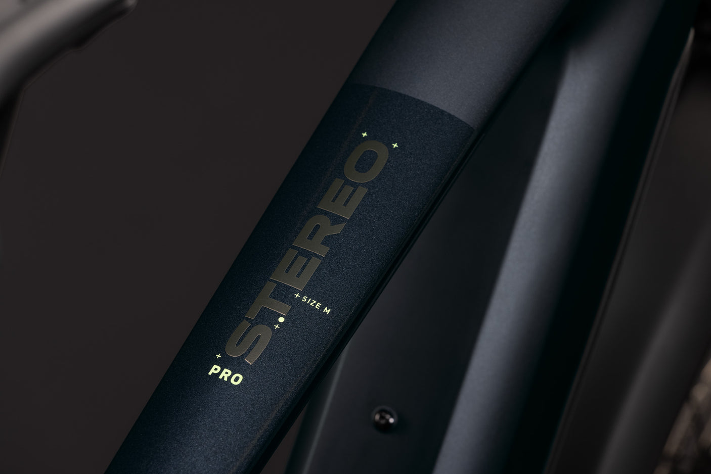 Cube Stereo Hybrid ONE44 Pro 800 FE  coal´n´black (2027)