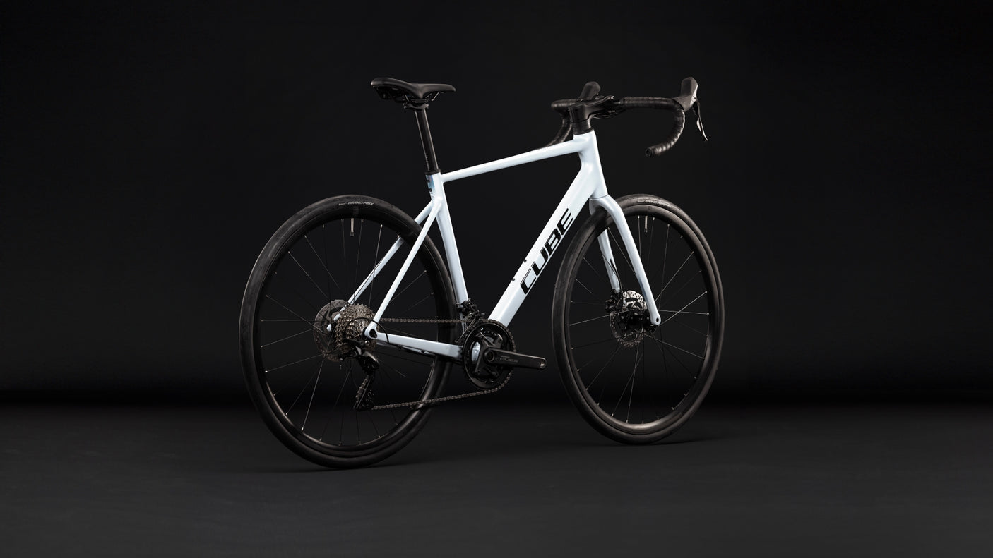 Cube Attain Race  glacier´n´black (2027)