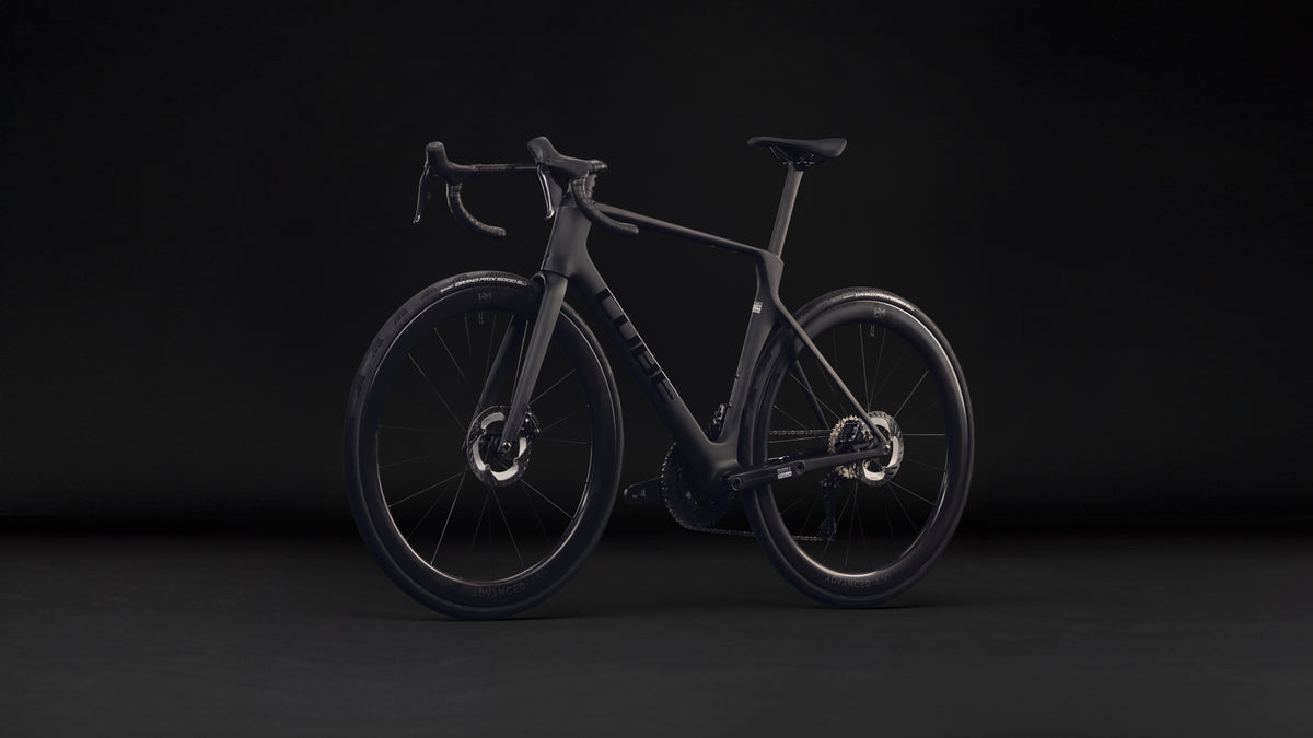 Cube Agree C:62 Pro  carbon´n´black (2027)