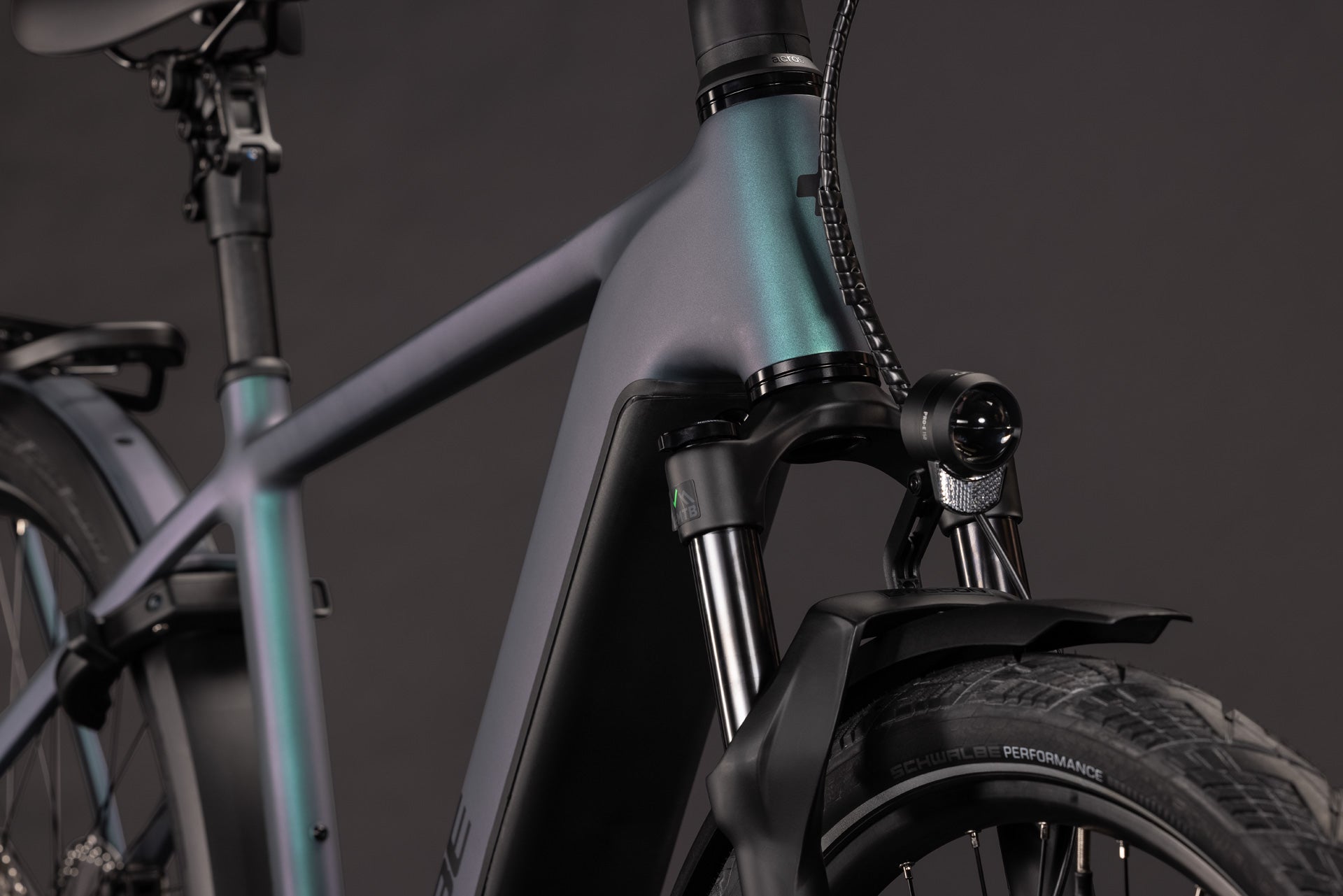 Cube Kathmandu Hybrid Pro 800 Diamant smaragdgrey´n´black (2027)